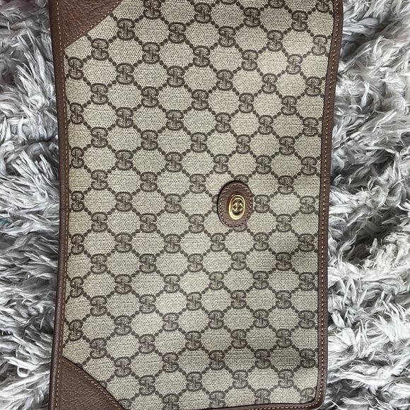 Authentic Gucci clutch - Picture 2 of 6